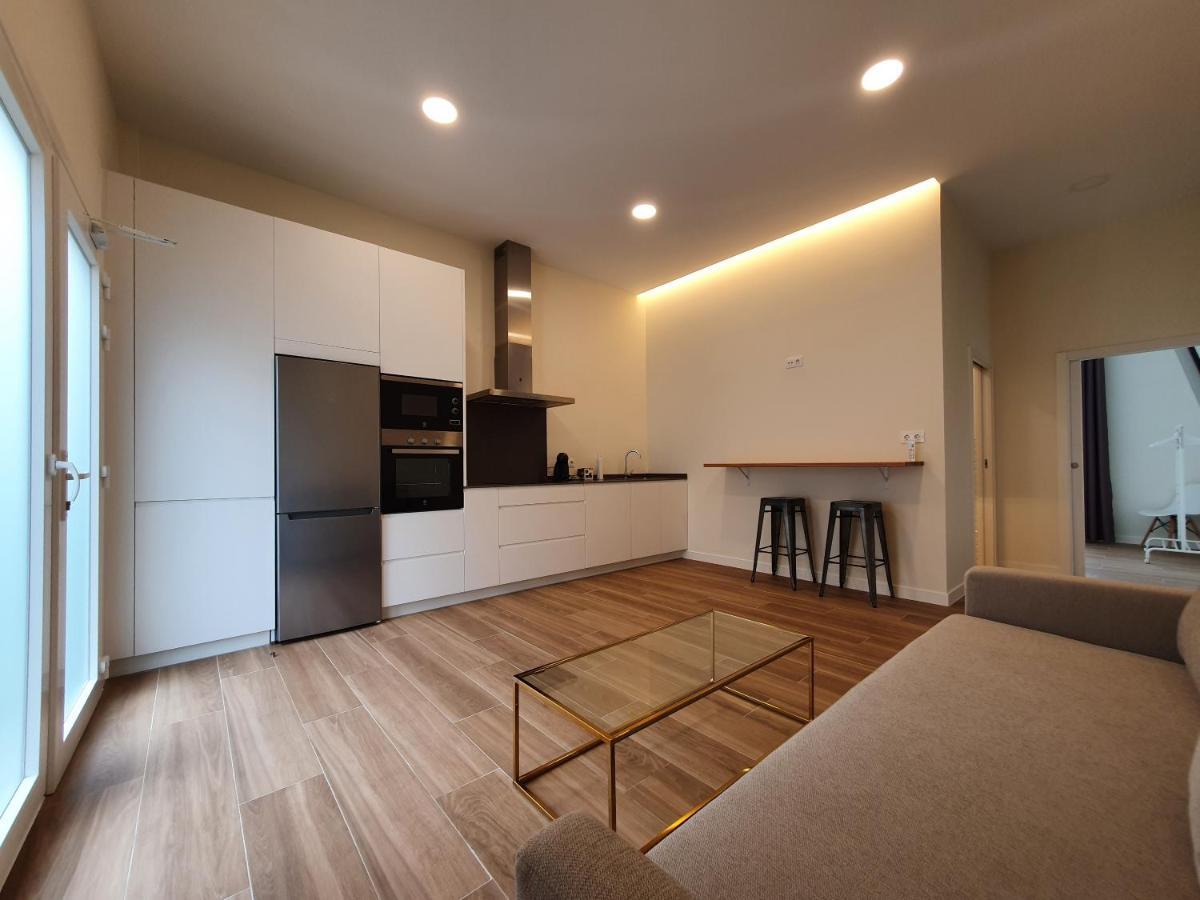 Redondela Apartments - Bedroom, Bathroom & Kitchen מראה חיצוני תמונה